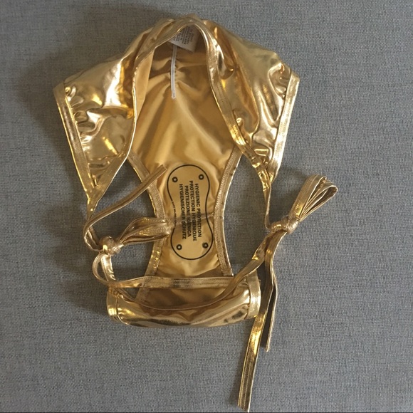 Gold Bikini - Picture 3 of 6